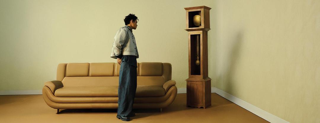 Chuyện tình 10 năm của ca sĩ đang nổi bật bậc nhất ở Anh trai say hi