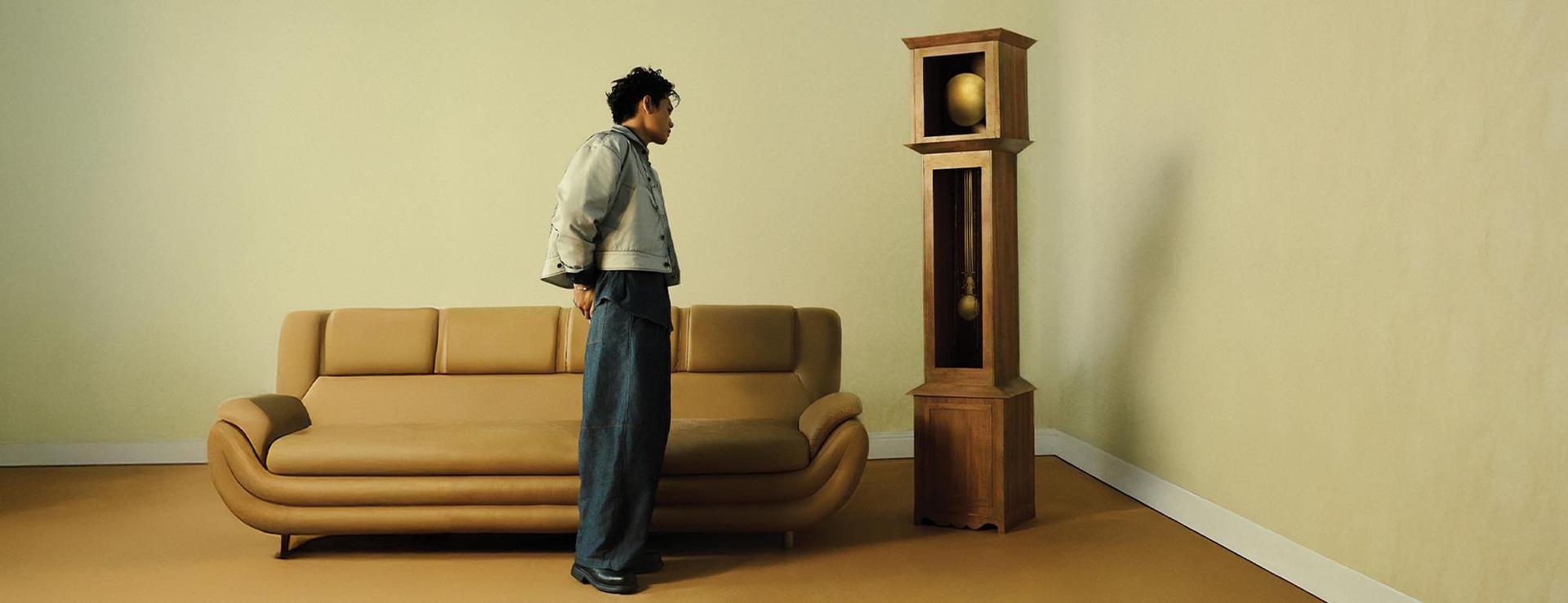 Chuyện tình 10 năm của ca sĩ đang nổi bật bậc nhất ở Anh trai say hi